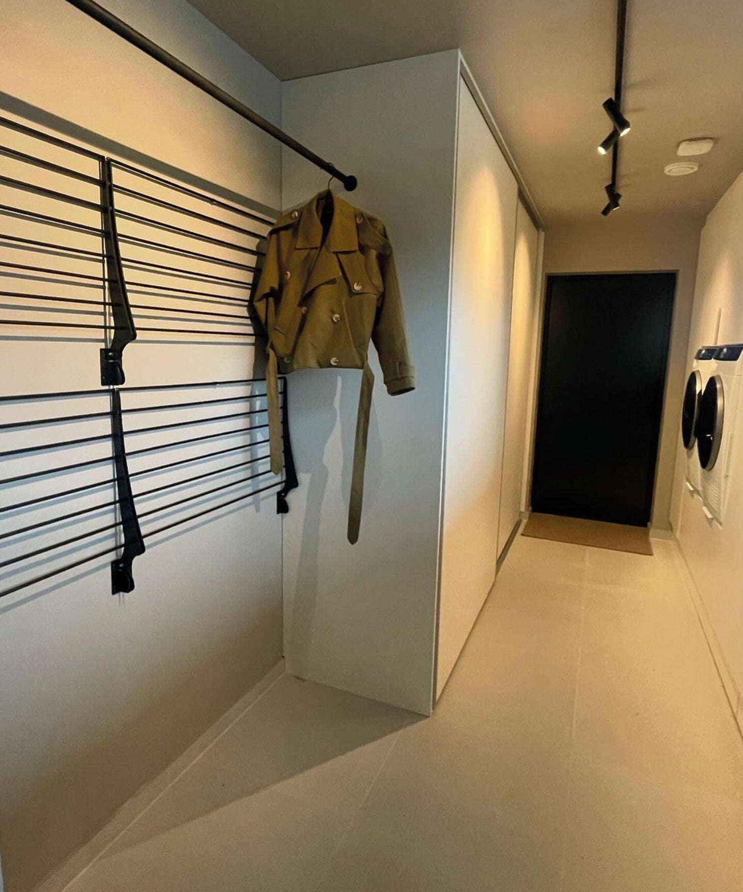 installation 4 foxydry fold black