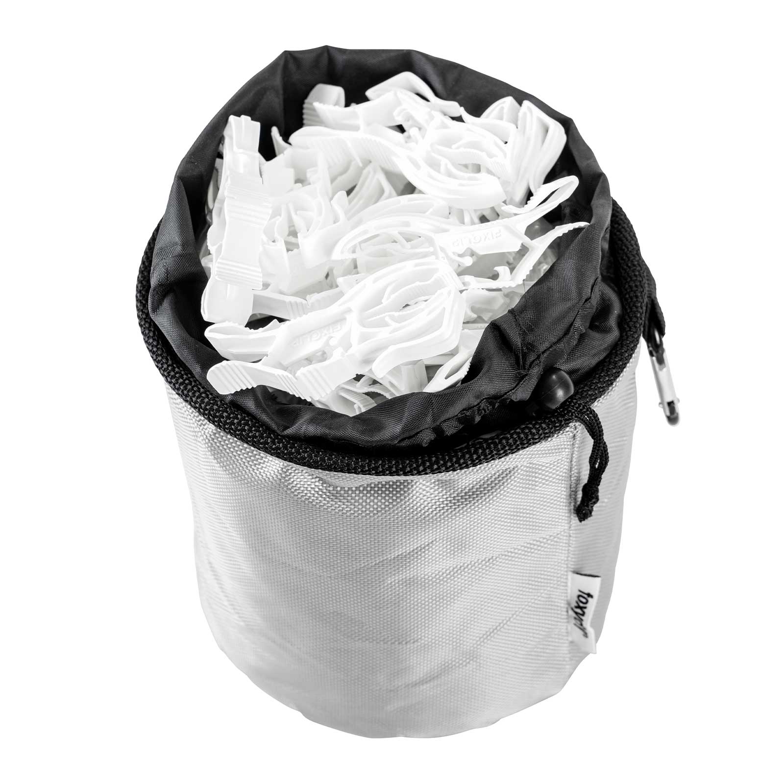 Waterproof clothes peg bag with 32 windproof pegs | Foxydry